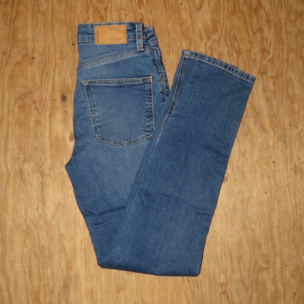 Kim Tapered Leg High Waist Jeans